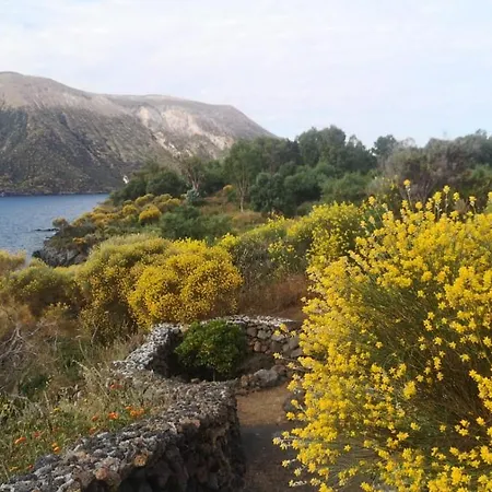 Case Vacanza Vulcanello * Vulcano (Isola)